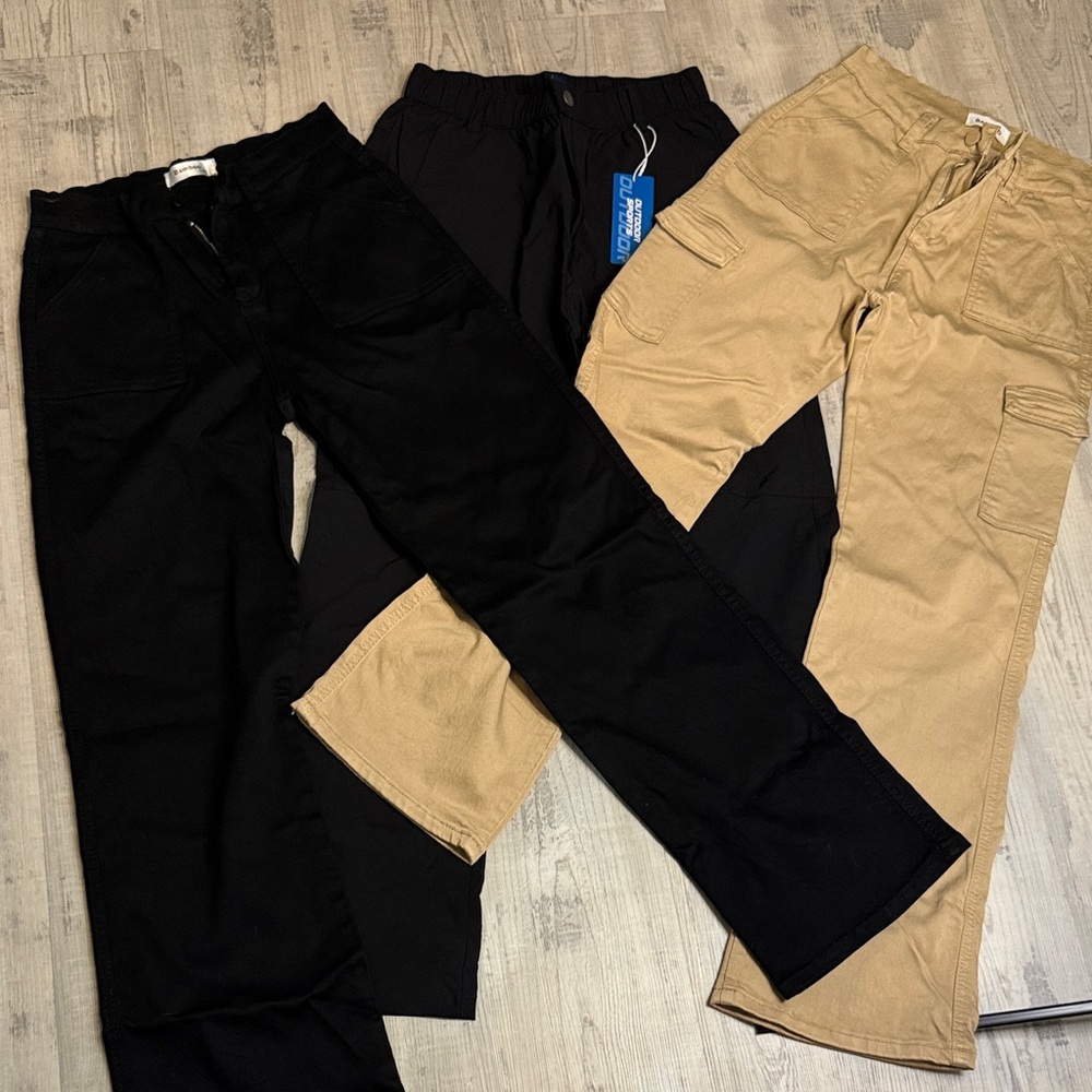 Women Black and Tan Pants lot
